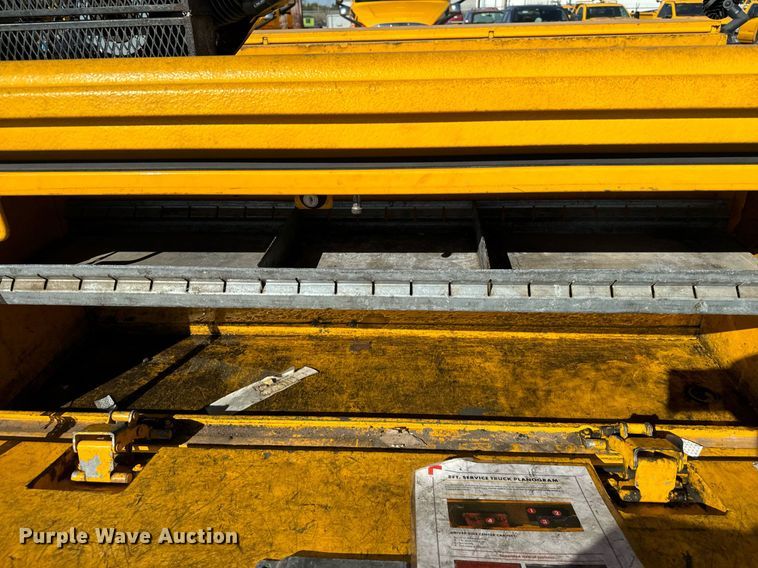 image for item EQ2244 2016 Ford F350 Super Duty utility bed pickup truck