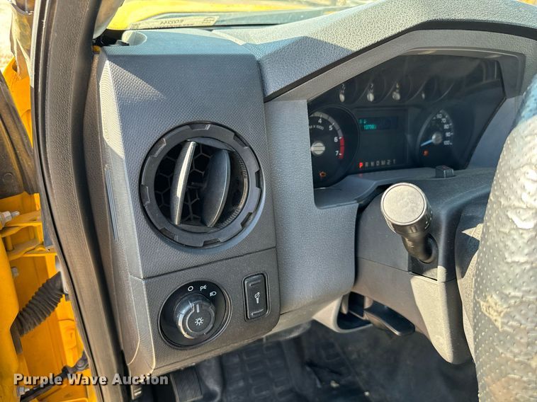 image for item EQ2244 2016 Ford F350 Super Duty utility bed pickup truck