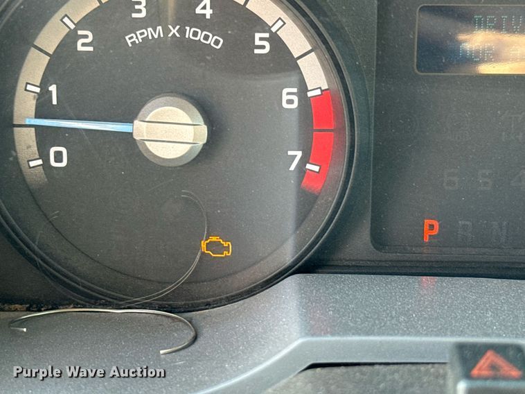 image for item EQ2244 2016 Ford F350 Super Duty utility bed pickup truck