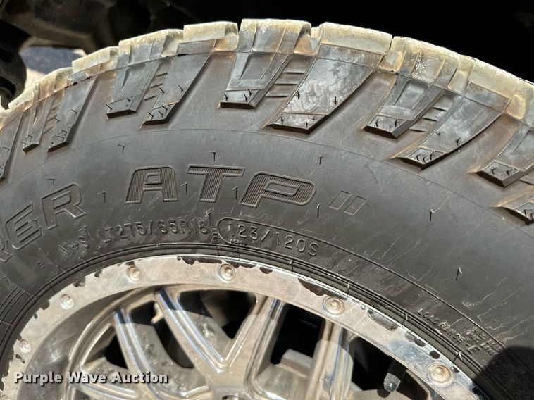 image for item EQ2244 2016 Ford F350 Super Duty utility bed pickup truck