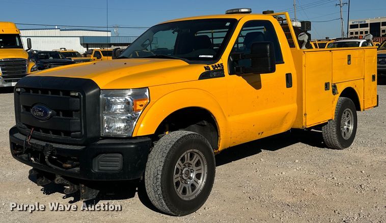 image for item EQ2246 2015 Ford F350 Super Duty utility bed pickup truck