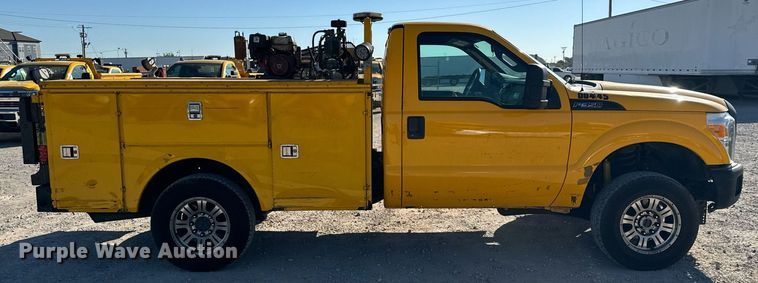 image for item EQ2246 2015 Ford F350 Super Duty utility bed pickup truck