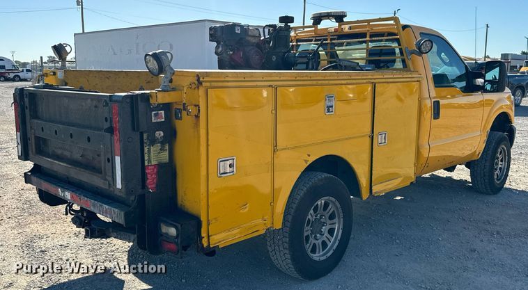 image for item EQ2246 2015 Ford F350 Super Duty utility bed pickup truck