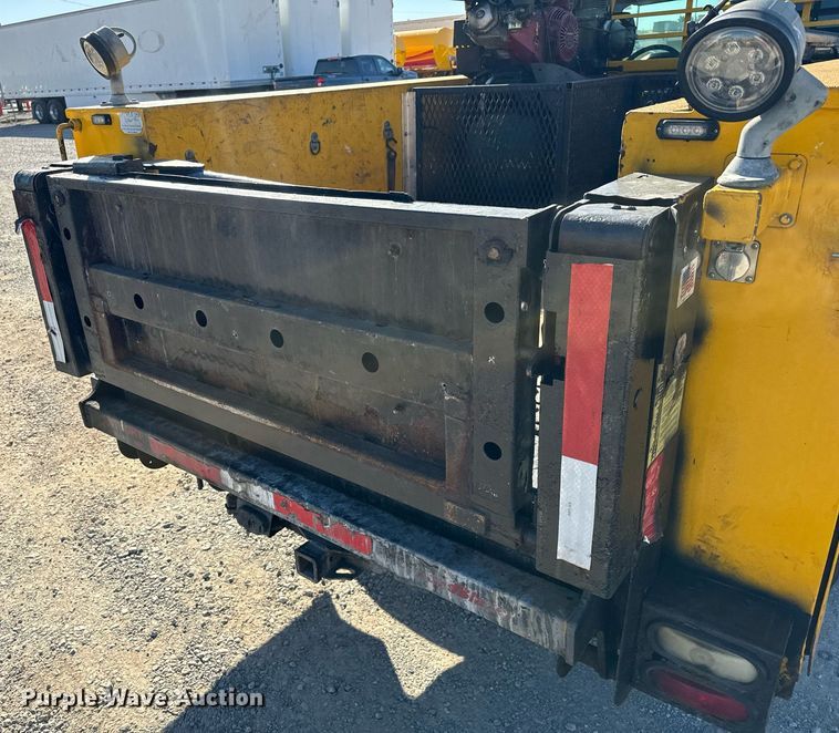 image for item EQ2246 2015 Ford F350 Super Duty utility bed pickup truck