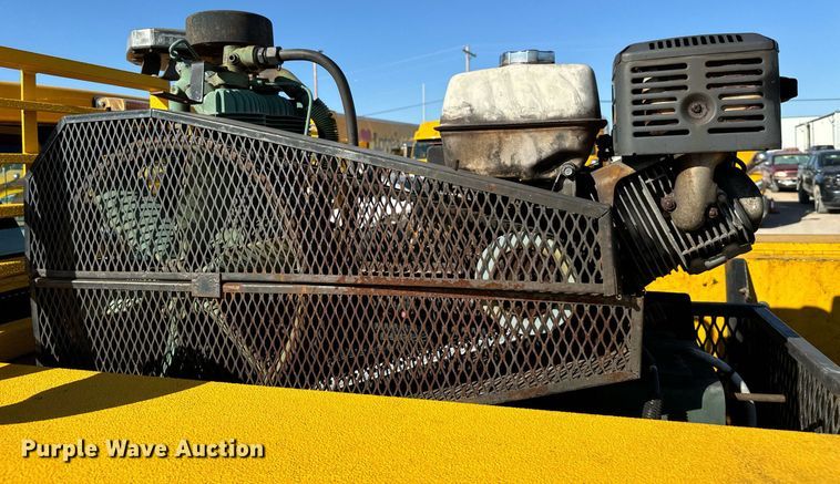 image for item EQ2246 2015 Ford F350 Super Duty utility bed pickup truck