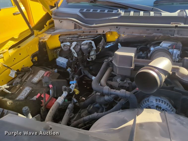 image for item EQ2248 2022 Ford  F350 Super Duty utility bed pickup truck