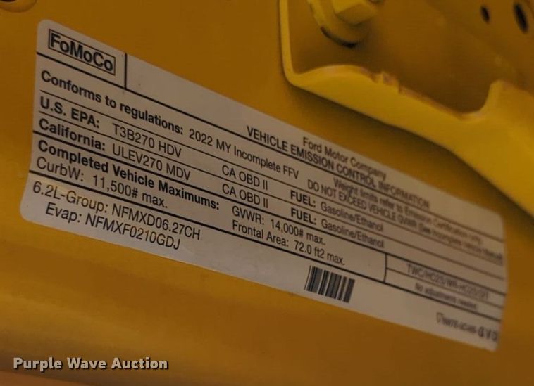 image for item EQ2248 2022 Ford  F350 Super Duty utility bed pickup truck