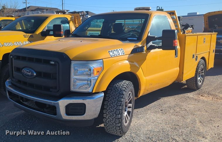 image for item EQ2250 2015 Ford  F350 Super Duty utility bed pickup truck