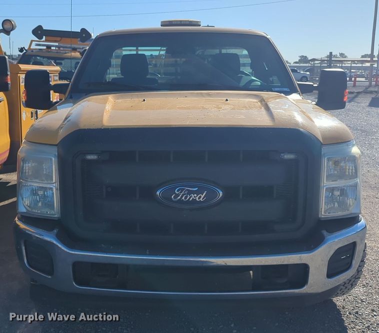 image for item EQ2250 2015 Ford  F350 Super Duty utility bed pickup truck