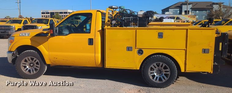 image for item EQ2250 2015 Ford  F350 Super Duty utility bed pickup truck