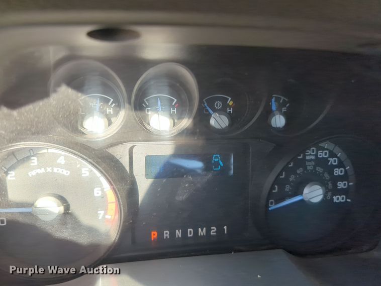 image for item EQ2250 2015 Ford  F350 Super Duty utility bed pickup truck