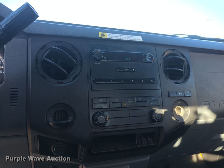 image for item EQ2250 2015 Ford  F350 Super Duty utility bed pickup truck