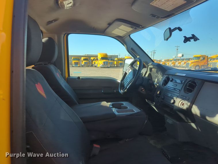 image for item EQ2250 2015 Ford  F350 Super Duty utility bed pickup truck