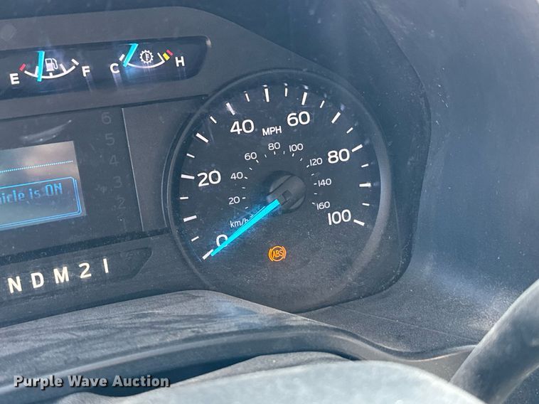 image for item EQ2252 2019 Ford F350 Super Duty utility bed pickup truck