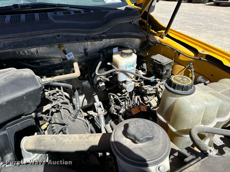 image for item EQ2252 2019 Ford F350 Super Duty utility bed pickup truck