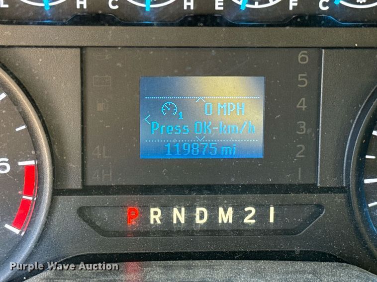 image for item EQ2253 2017 Ford F350 Super Duty utility bed pickup truck