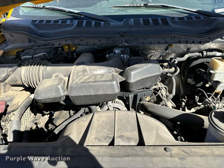 image for item EQ2253 2017 Ford F350 Super Duty utility bed pickup truck