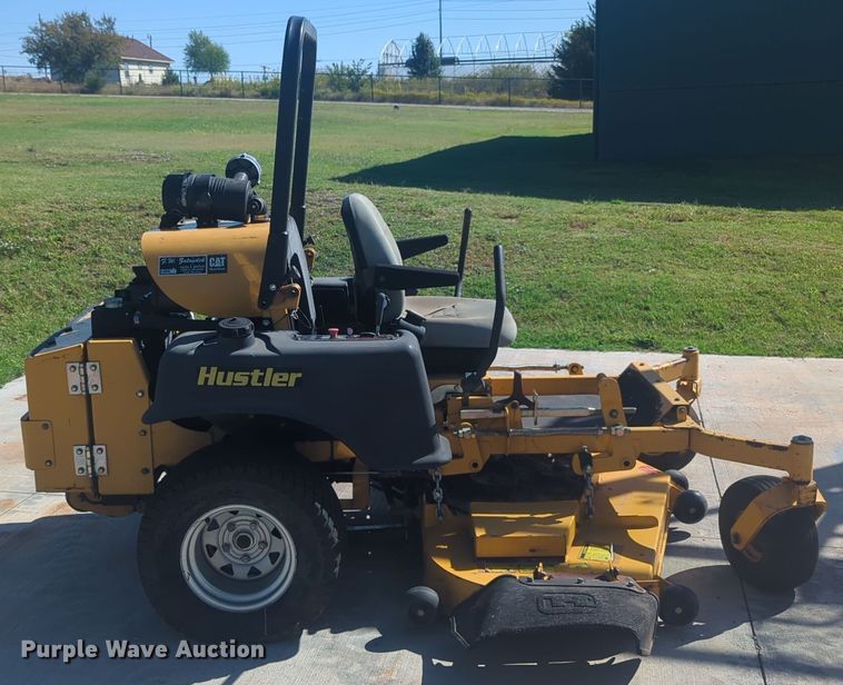 image for item EQ2271 2005 Hustler Super Z Diesel ZTR lawn mower