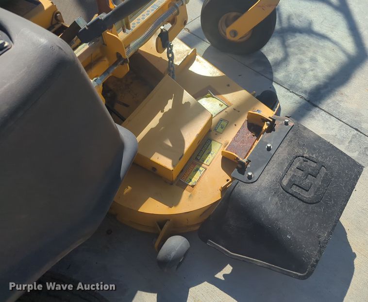 image for item EQ2271 2005 Hustler Super Z Diesel ZTR lawn mower