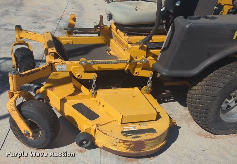 image for item EQ2271 2005 Hustler Super Z Diesel ZTR lawn mower