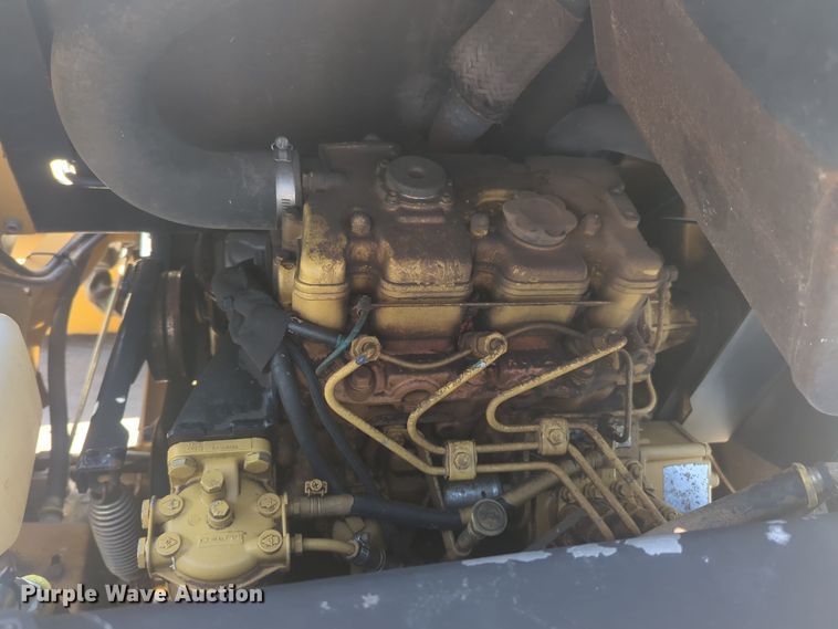 image for item EQ2271 2005 Hustler Super Z Diesel ZTR lawn mower