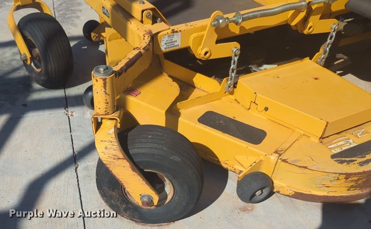 image for item EQ2271 2005 Hustler Super Z Diesel ZTR lawn mower