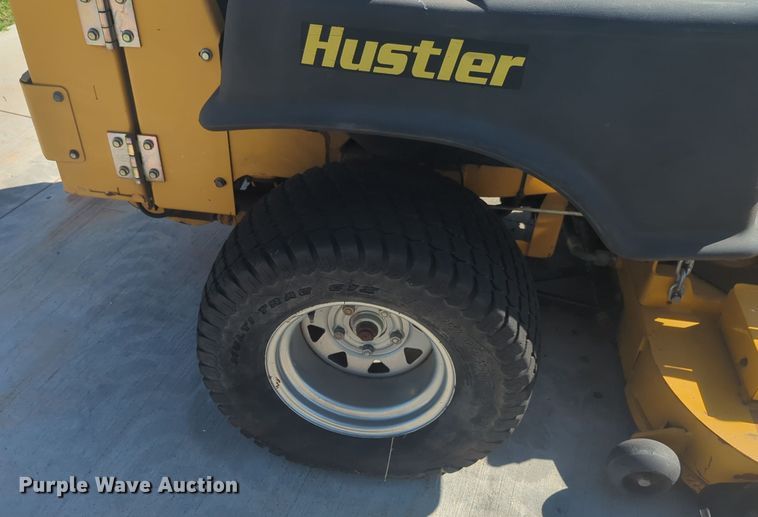 image for item EQ2271 2005 Hustler Super Z Diesel ZTR lawn mower