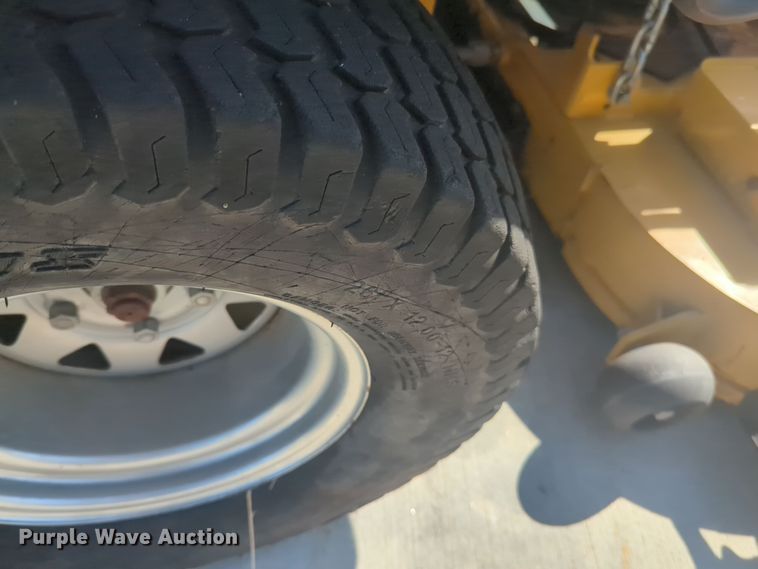 image for item EQ2271 2005 Hustler Super Z Diesel ZTR lawn mower