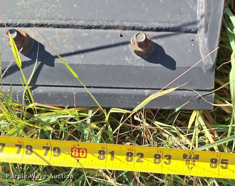 image for item EQ2291 2021 Arrow 2308407BUN skid steer bucket