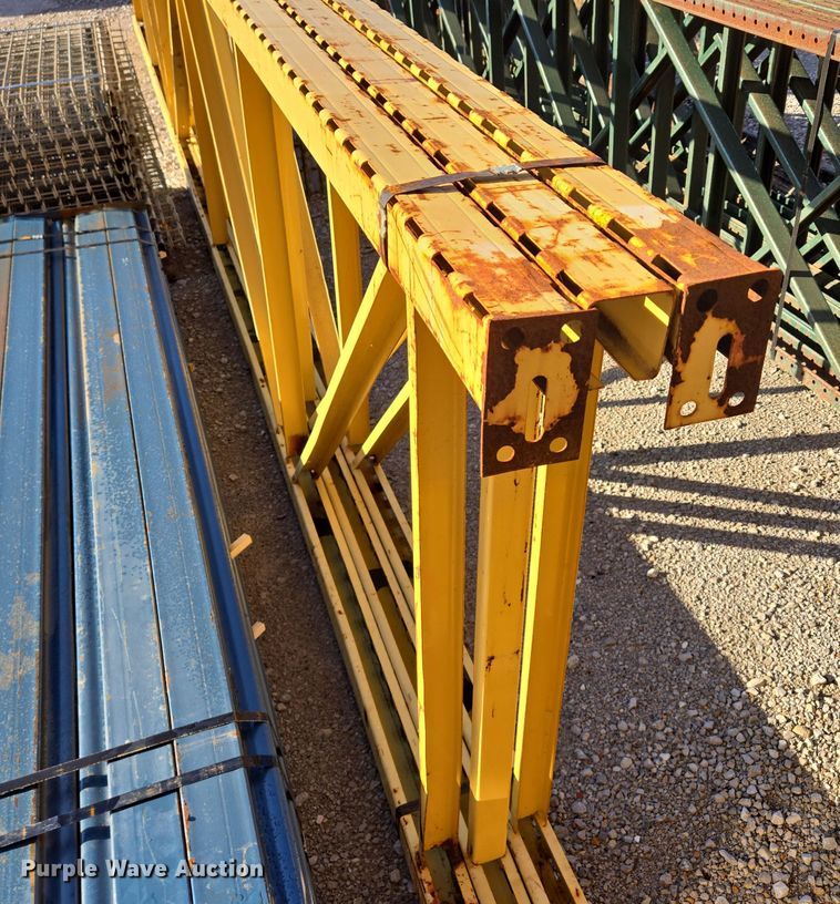 image for item EQ3522 Pallet racking 