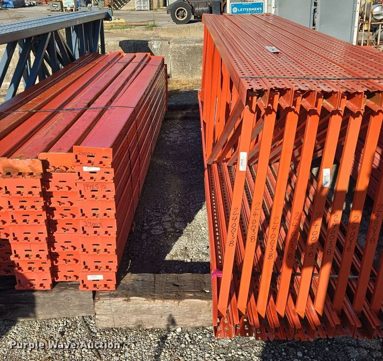 image for item EQ3524 Paltier pallet racking 