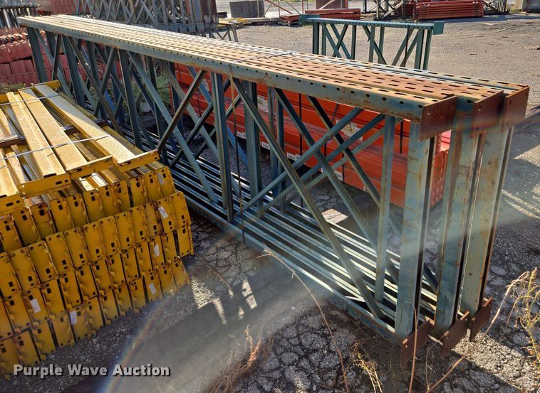 image for item EQ3526 Keystone pallet racking 