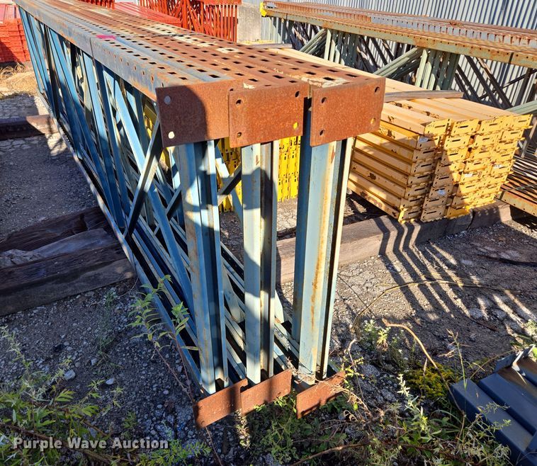 image for item EQ3526 Keystone pallet racking 