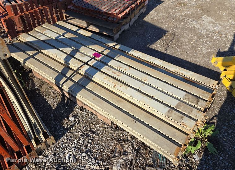 image for item EQ3528 Paltier  pallet racking 