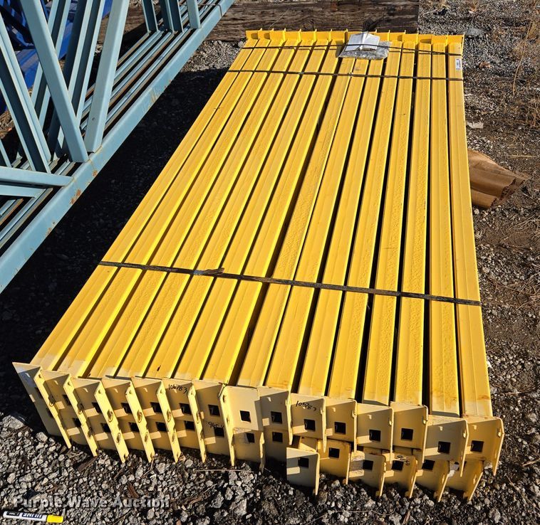 image for item EQ3532 T-Bolt  pallet racking 
