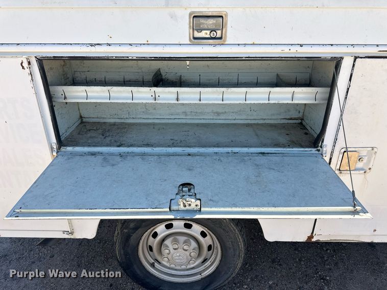 image for item ER8012 2005 Dodge Ram 2500 utility bed pickup truck