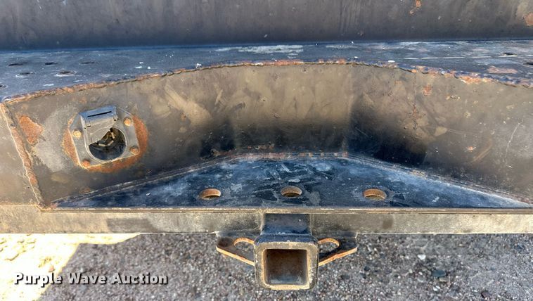 image for item ER8012 2005 Dodge Ram 2500 utility bed pickup truck