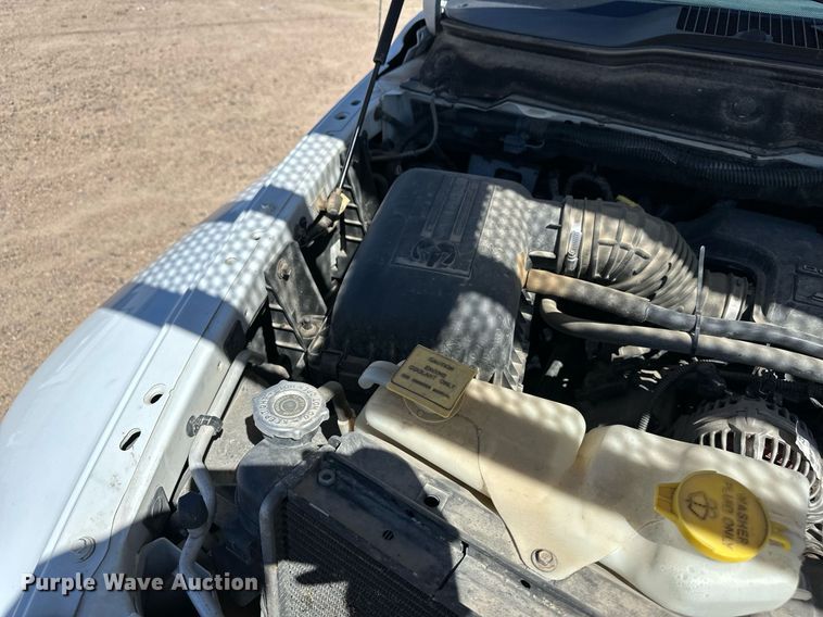 image for item ER8012 2005 Dodge Ram 2500 utility bed pickup truck