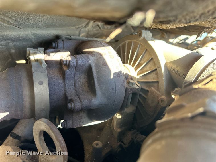 image for item ER8015 2002 Ford F250 Super Duty Crew Cab pickup truck