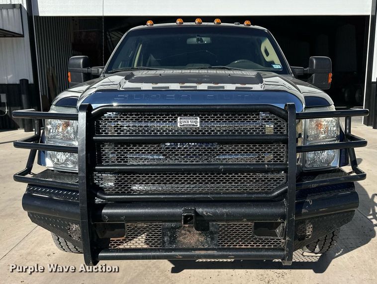 image for item ER8018 2015 Ford F450 Super Duty Lariat Crew Cab flatbed truck