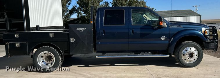 image for item ER8018 2015 Ford F450 Super Duty Lariat Crew Cab flatbed truck