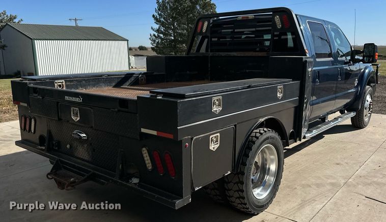 image for item ER8018 2015 Ford F450 Super Duty Lariat Crew Cab flatbed truck