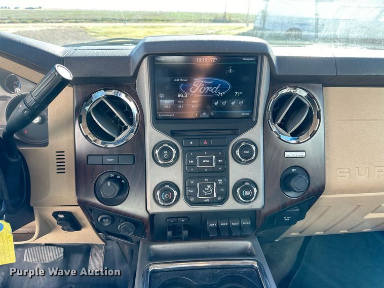 image for item ER8018 2015 Ford F450 Super Duty Lariat Crew Cab flatbed truck