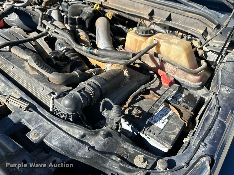 image for item ER8018 2015 Ford F450 Super Duty Lariat Crew Cab flatbed truck