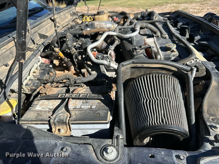 image for item ER8018 2015 Ford F450 Super Duty Lariat Crew Cab flatbed truck