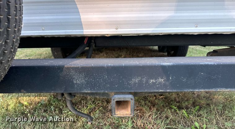 image for item ER8037 2002 Forest River Wildwood LE camper