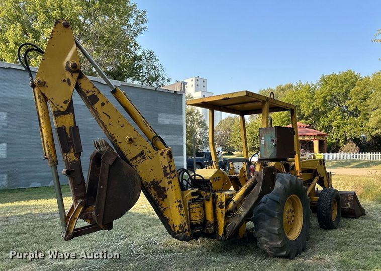image for item ER8038 1971 Massey Ferguson MF54 backhoe