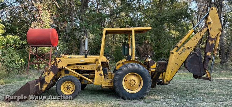 image for item ER8038 1971 Massey Ferguson MF54 backhoe