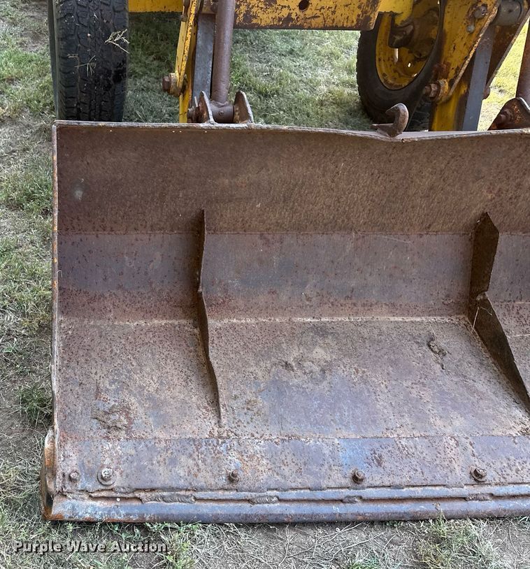 image for item ER8038 1971 Massey Ferguson MF54 backhoe