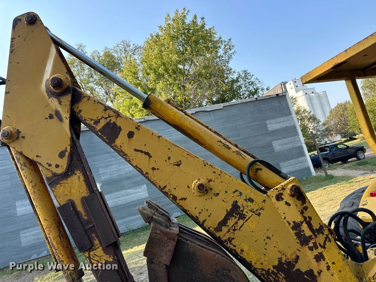 image for item ER8038 1971 Massey Ferguson MF54 backhoe